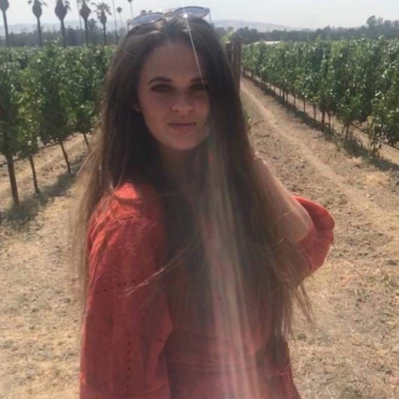 Meet your Posher, Honey "Annatalie" - Picture 11 of 16